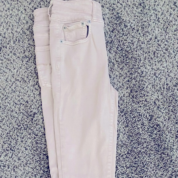 American Eagle size 4 rose colored jeans - Picture 2 of 3